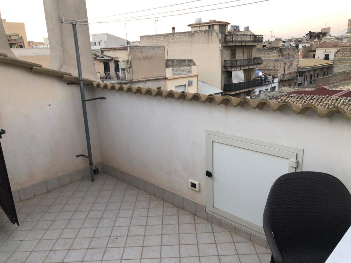 Mansarda Mentana Due Apartment Vittoria Exterior photo